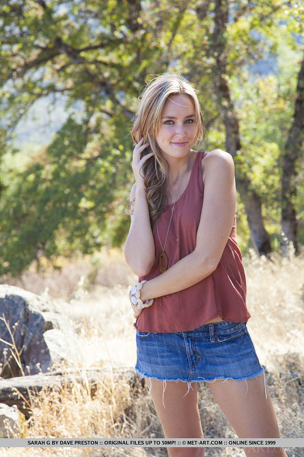 Юлия, 18 лет, 1 размер груди